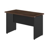 Mesa Escritório PÉ PAINEL – 1,35×0,60m – S/ Gavetas – MARSALA/PRETO – 25420 PREMIUM OFFICE Móveis para Escritório Linha 30 mm